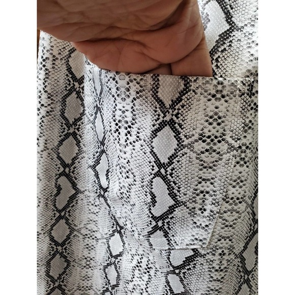 Prettylittlething Women's Grey Zip Snake Print Mid Rise Skinny Legs Trouser 8 - Picture 9 of 12